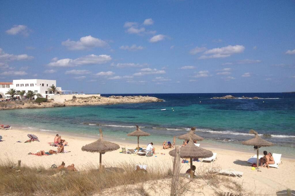 Appartement Es Pujols proche plage, vue mer Extérieur photo
